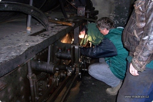 Fotografie Vrcholí i přípravy provozní parní lokomotivy č. 5 na sezónu
