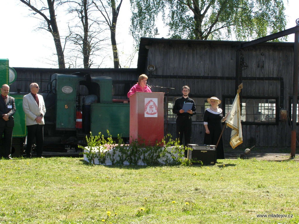 Fotografie Pár slov za obec pronesla i Dagmar Lišková, starostka Mladějova.