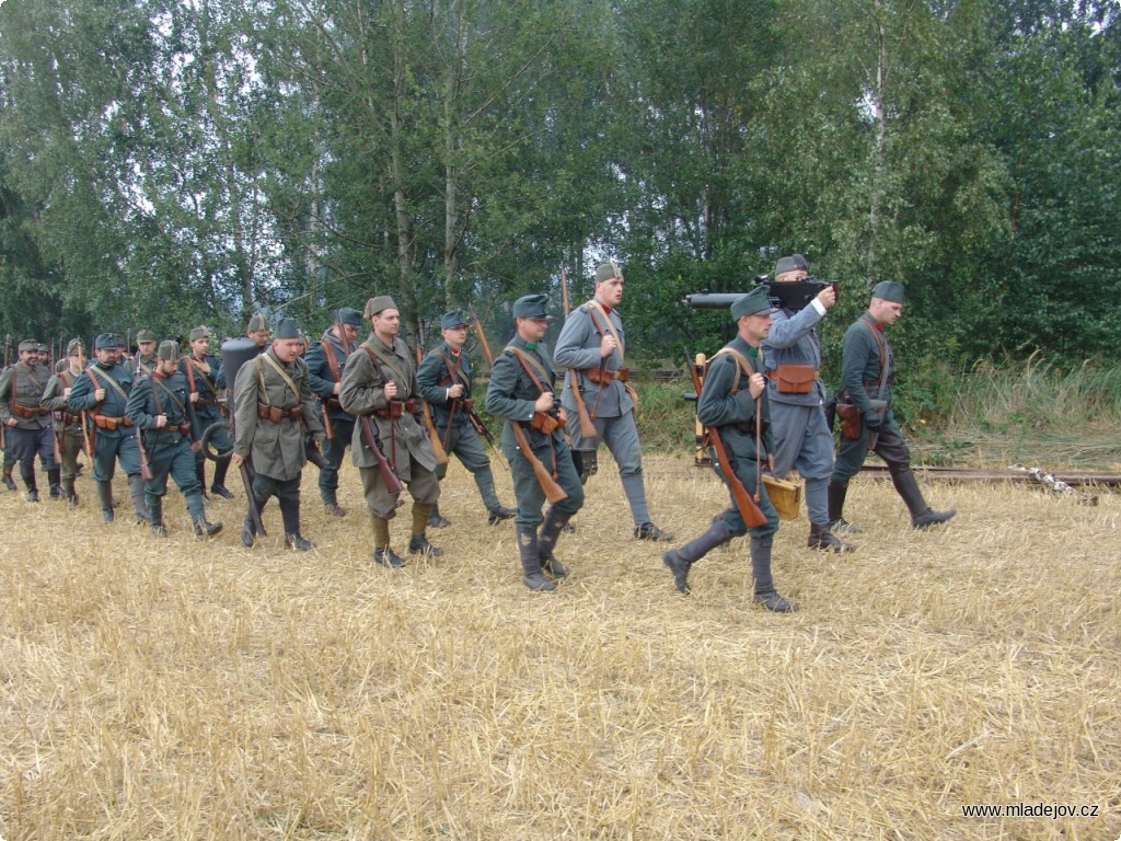 Fotografie … následováni zvítězivšími vojáky rakouské armády.