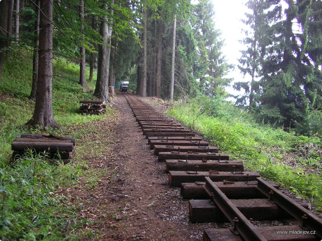 Fotografie Už se rýsuje propojení obou úseků.