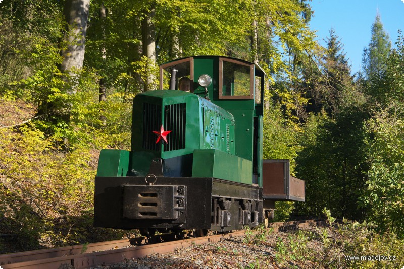 Fotografie Kontrolní jízdu BNE 50 na Hřebeč výhodně vytěžíme přepravou stavebního materiálu.