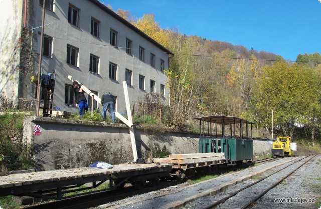 Fotografie Hurá, jsme na Hřebči a materiál už putuje na pracoviště.