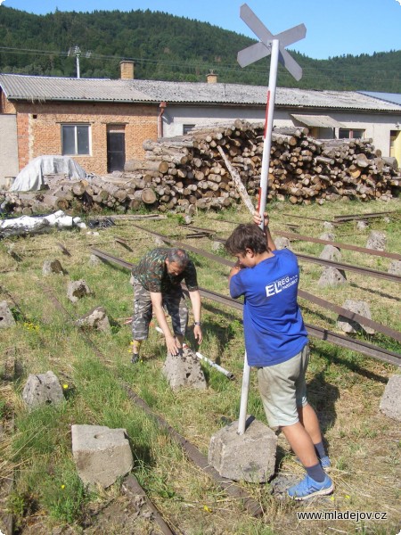 Fotografie Křížová cesta v&nbsp;Mladějově?