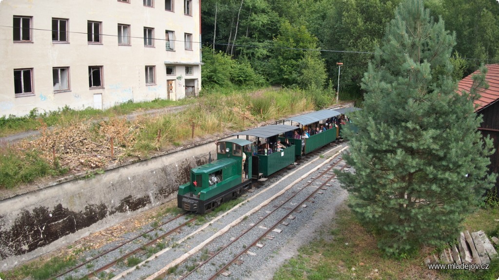 Fotografie A na Hřebči si už bere sluníčko pauzu.