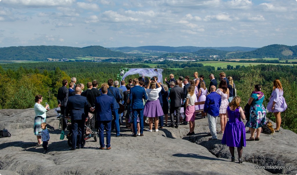 Fotografie Vyšlo prosluněné odpoledne s&nbsp;dalekými výhledy.